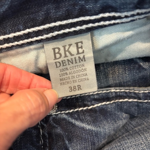 BKE 38R Relaxed Fit Dark Blue Jeans flap back pockets 31 inseam - Picture 10 of 10